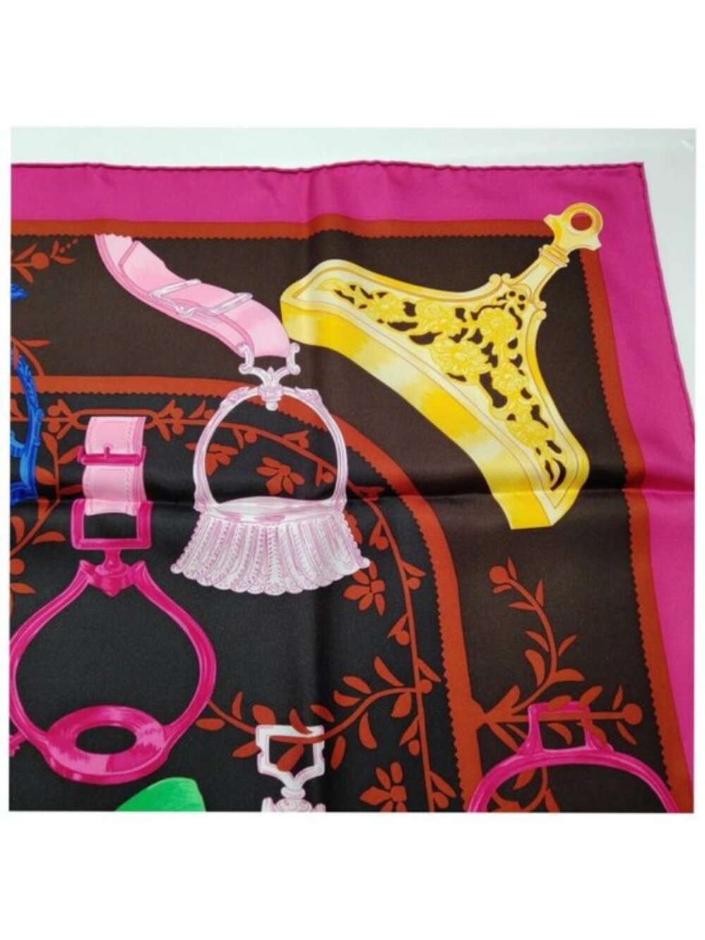 Authnetic Hermès Etriers Carré 90 Silk Scarf Pink Black - Picture 9 of 10